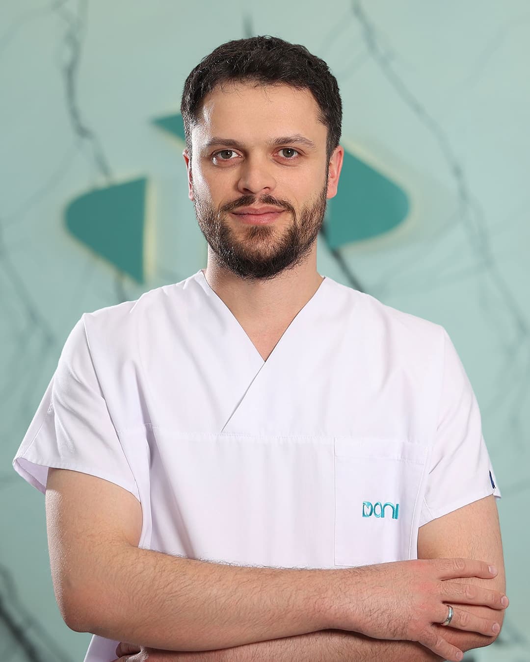 Dr. Fiton Hoda